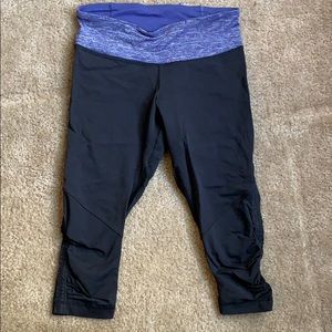Size 6 Lululemon crop pant leggings